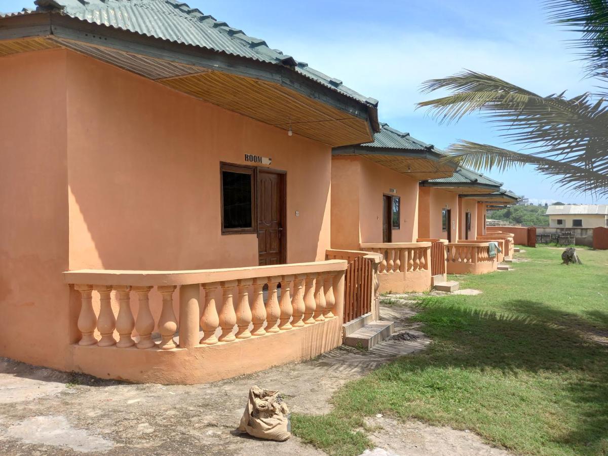 Comfort Beach Resort Biriwa Εξωτερικό φωτογραφία
