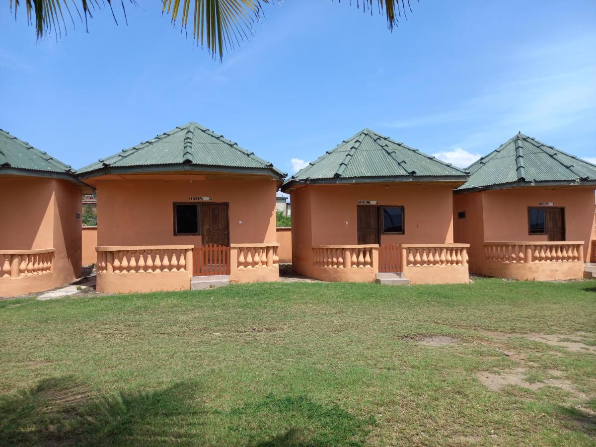 Comfort Beach Resort Biriwa Εξωτερικό φωτογραφία